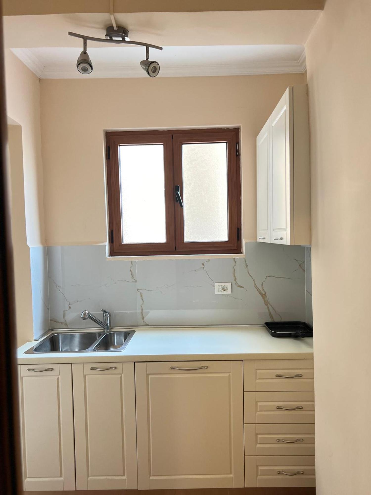Skanderbeg Square Apartment 02 Тирана Екстер'єр фото